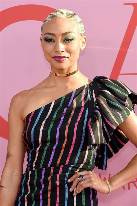 tati gabrielle|More.